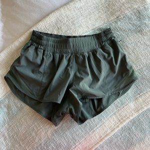Lululemon hotty toddy shorts